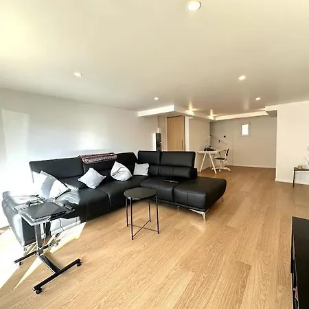 Belle Maison Renovee Dans Le Centre, Rue Au Calme * Caen