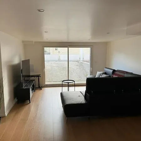 Belle Maison Renovee Dans Le Centre, Rue Au Calme * Caen