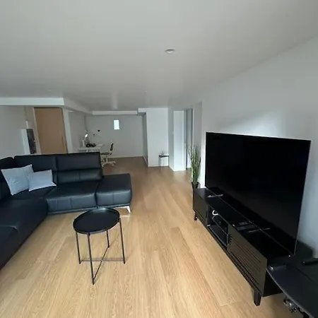 Hébergement de vacances Belle Maison Renovee Dans Le Centre, Rue Au Calme